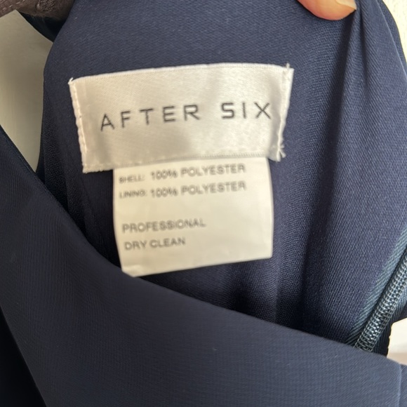 After Six
One-Shoulder Chiffon Maxi Dress With Shirred Front - Picture 4 of 6